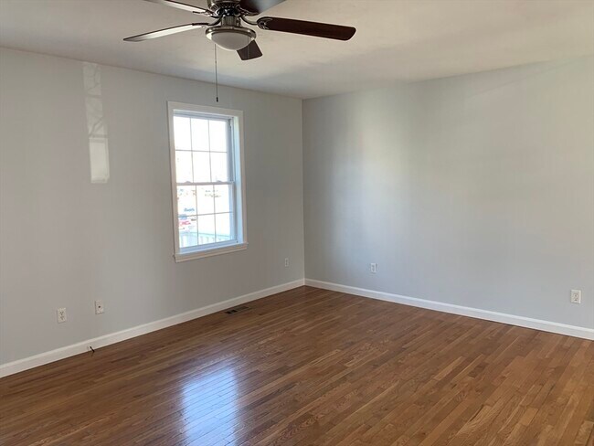 172 Lawrence St Unit 1
