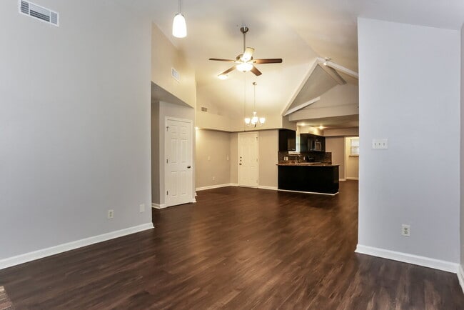 Photo - 101 Colony Dr