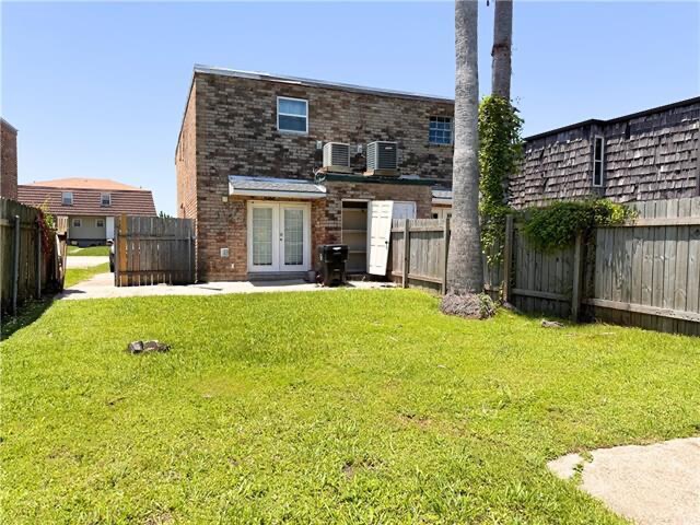 Photo - 7021 Yorktown Dr