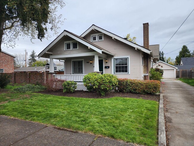 Photo - Beautiful 3 Bed 1 Bath Home in Downtown Puyallup