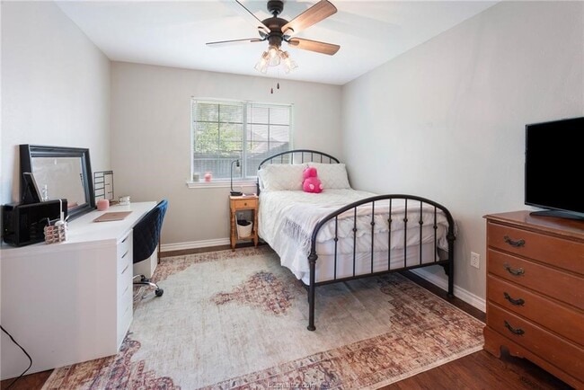 Photo - 3609 Oldenburg Ct