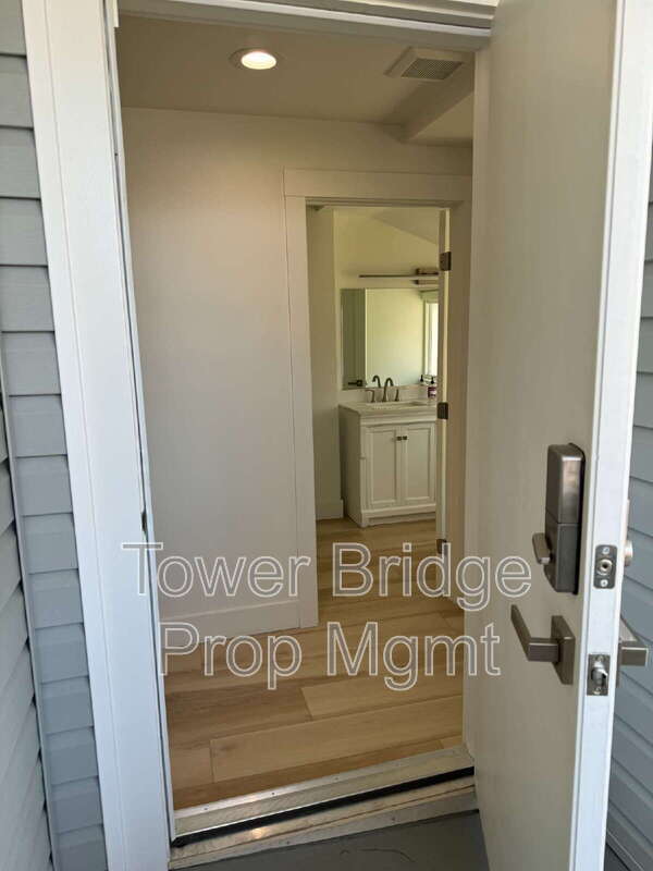 Photo - 3897 7th Ave