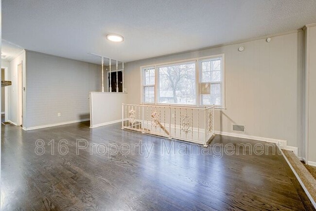 Photo - 3828 E 72nd Terrace