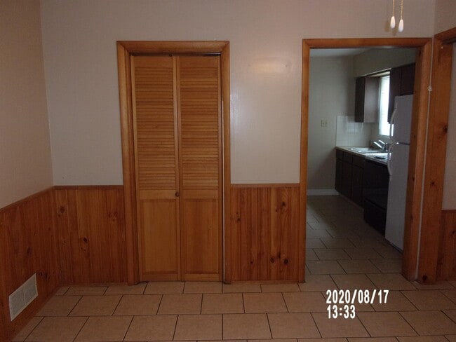 Photo - 1413 ANDERSON