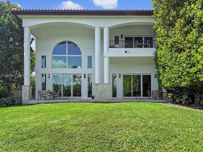 13689 Deering Bay Dr