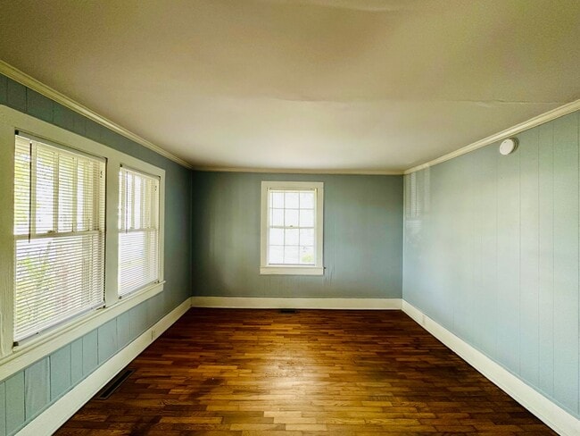 Photo - 301 S 13th St Unit 301 S 13th Street - Lower