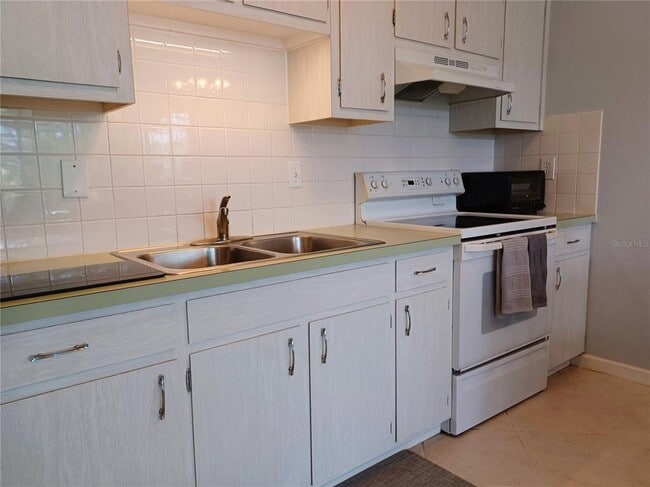 Photo - 4318 Tahitian Gardens Cir Condo Unit B