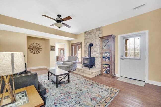 Photo - 49 Indian Summer Ln Unit ID1250694P