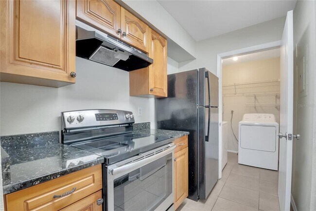 Photo - 3028 Parkway Blvd Unit 104