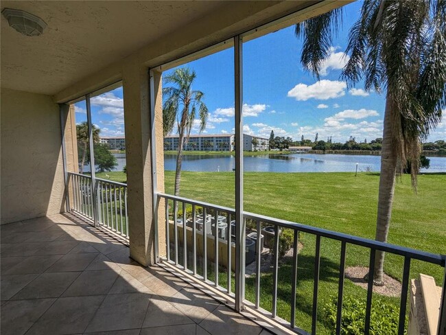 Photo - 3739 Lake Bayshore Dr Condominio Unidad H-214