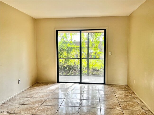 Photo - 824 Alderman St Unidad 106