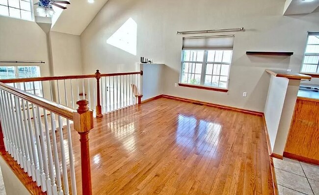 Photo - 1912 Country Ridge Dr