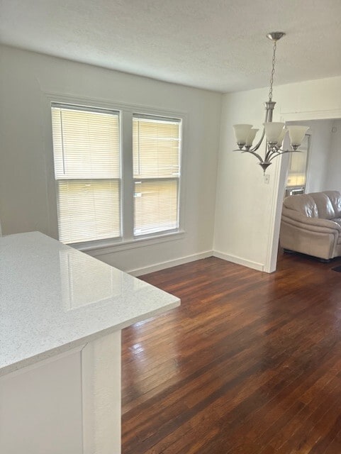 Photo - 4517 Hirsch Rd