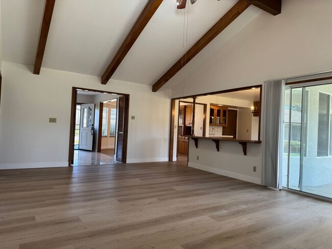 Photo - 6517 N San Pedro Ave