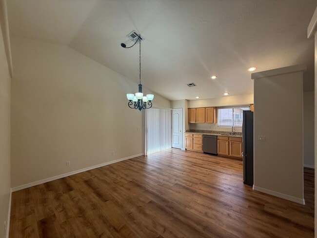 Photo - 3 Bedroom 2 Bathroom Home