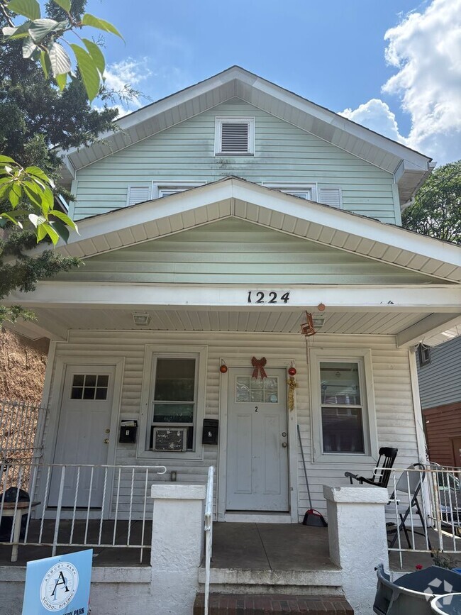 Building Photo - 1224 Monroe Ave Unit 1 Rental