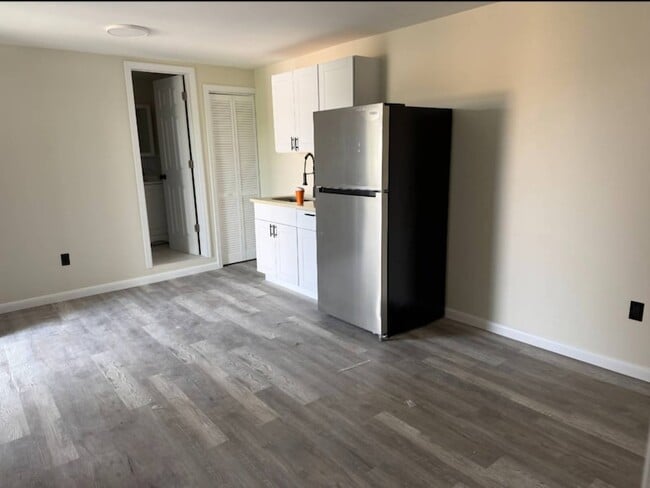 Building Photo - 39 Dunston Ave