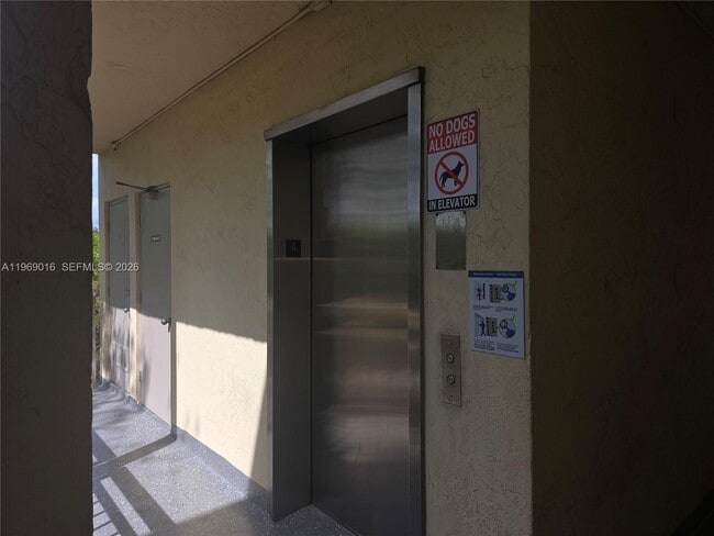 Photo - 8290 Lake Dr Unit 448