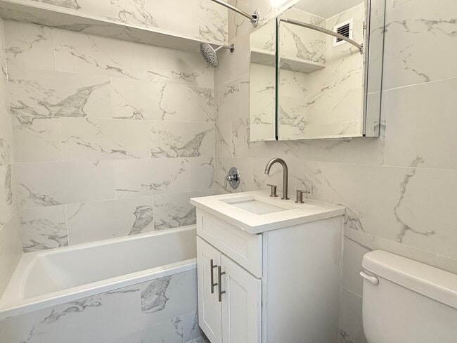 Photo - Yorkshire Towers