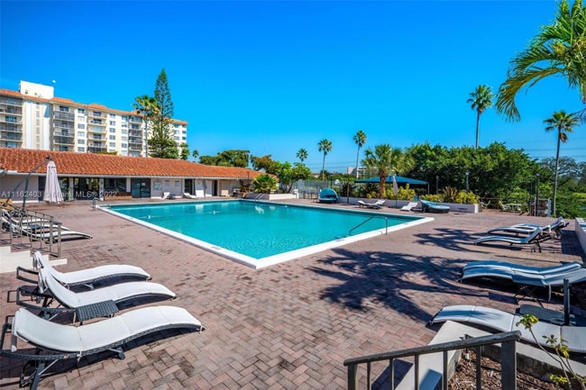 Photo - 4156 Inverrary Dr Unit 407