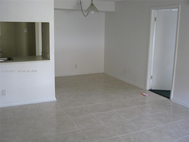 Photo - 10025 Winding Lake Rd Unit 202