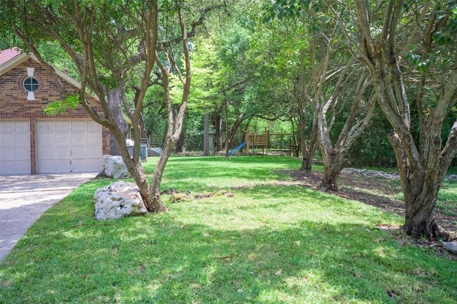 Photo - 6000 La Naranja Ln