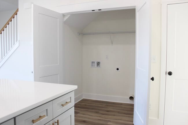 Washer and Dryer Hookups