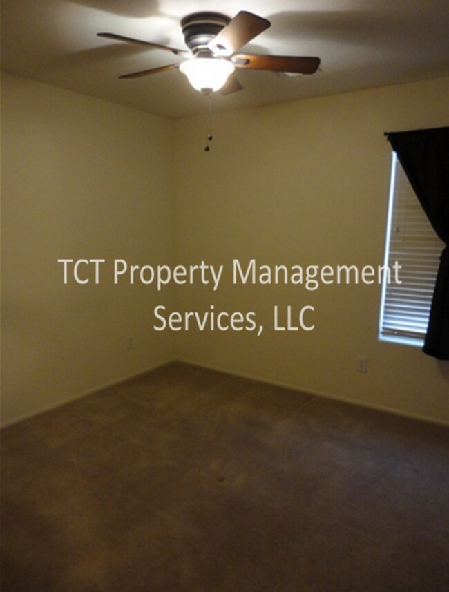 Photo - 3 bed/ 2 bath in Sarah Ann Ranch!