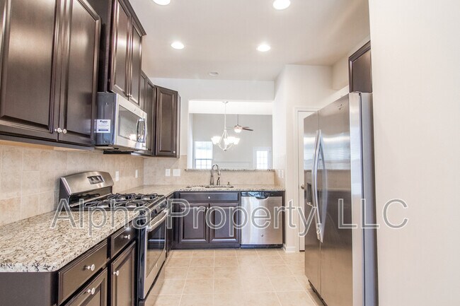 Photo - 24 Fairchild Way