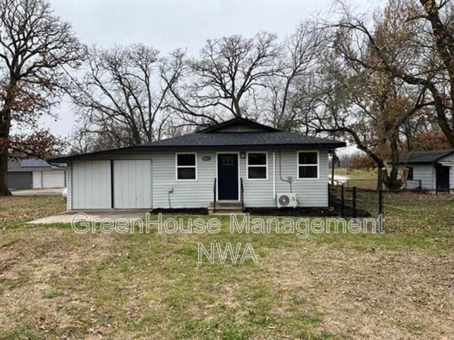 Building Photo - 10211 S Morning Star Rd