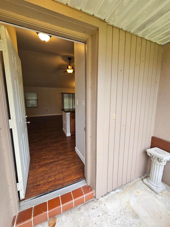 Photo - 6527 Pleasant Ave