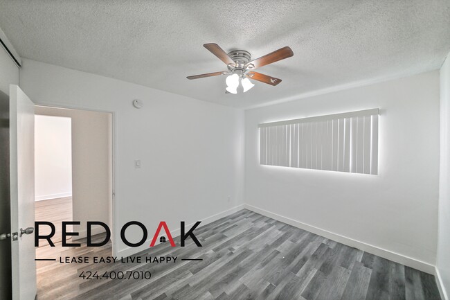 ~2 Weeks FREE~ Sunlit Two Bedroom Walk-Up ... - ~2 Weeks FREE~ Sunlit Two Bedroom Walk-Up ... Condo Unit 27