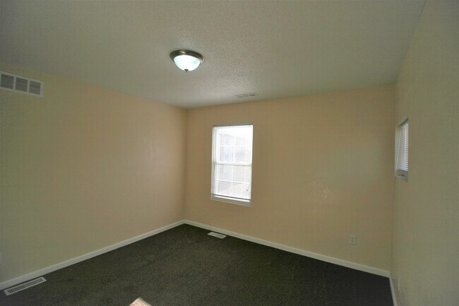 Photo - 920 Devils Glen Rd Townhome