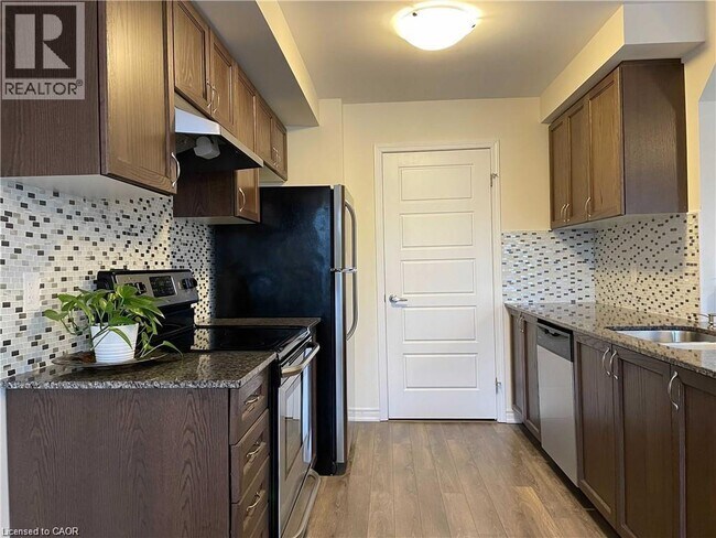 Photo - 86 Daylily Ln