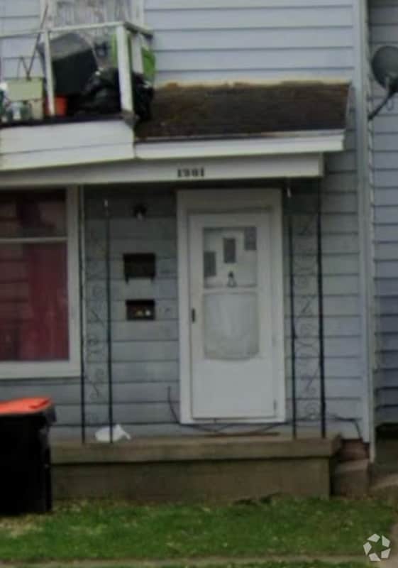 Building Photo - 1201 W High St Rental