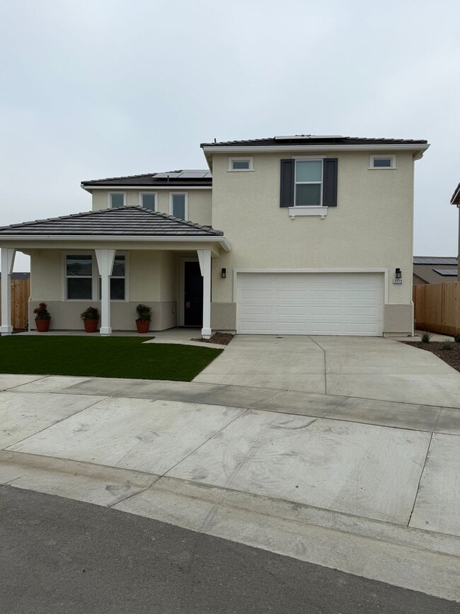 Photo - Spacious Brand New 4-Bedroom, 3-Bathroom Home with Solar & Low-Maintenance Yard