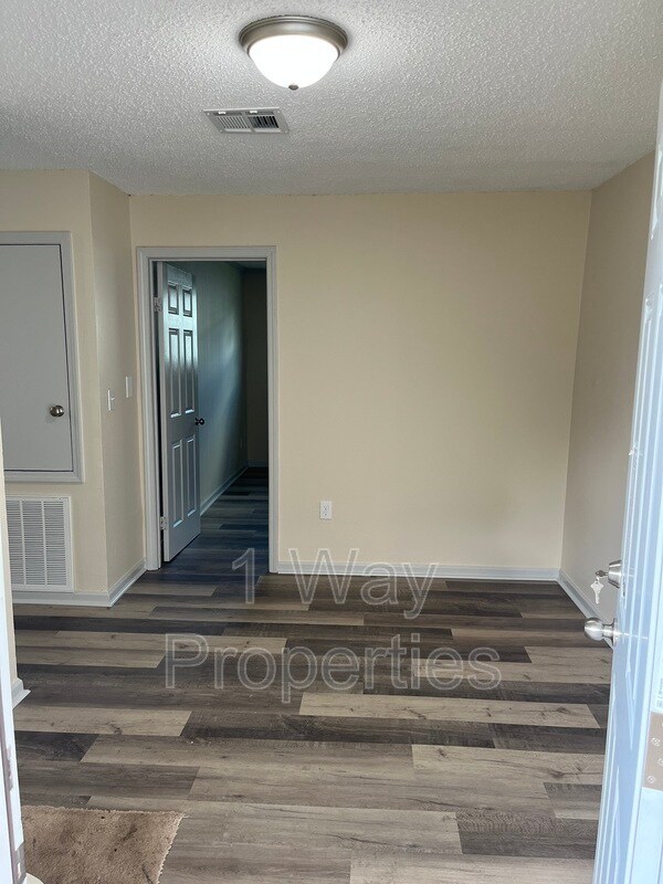 Photo - 1730 Esther St Unidad B