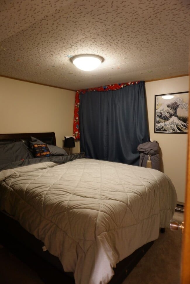 Photo - 2 Bedroom, 1 Bath duplex on Military Hill!