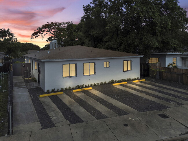Photo - 5751 NW 6th Ave House
