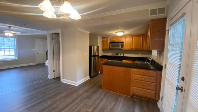 Photo - 22 Villa Ct SE