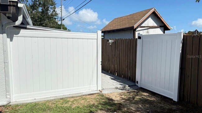 Photo - 1760 Tee Dee Ln
