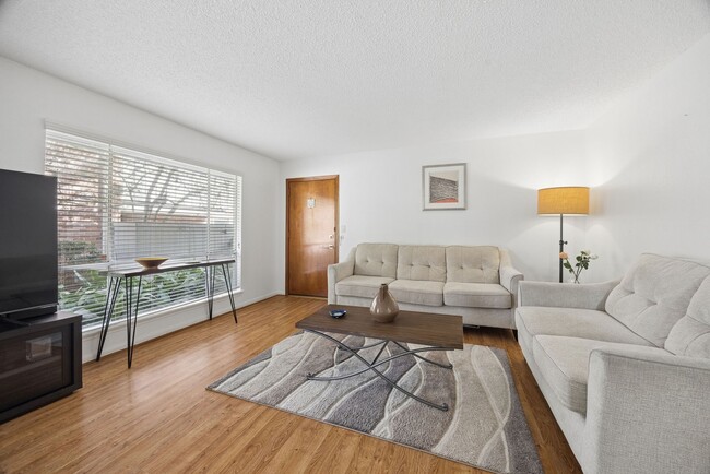 Photo - 6456 Bayou Glen Rd