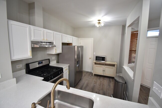 Photo - 5618 Elizabeth Pl