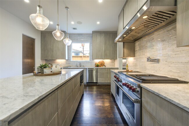 Photo - 5202 Chesapeake Way