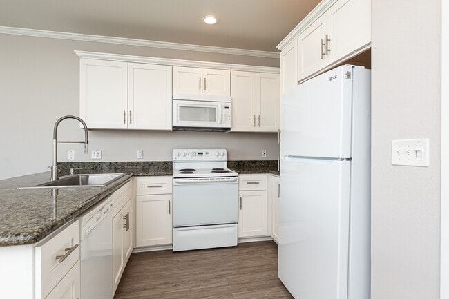 Photo - 1501 Front St Unit 520