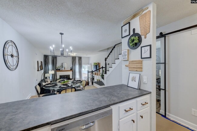 111 Village Walk