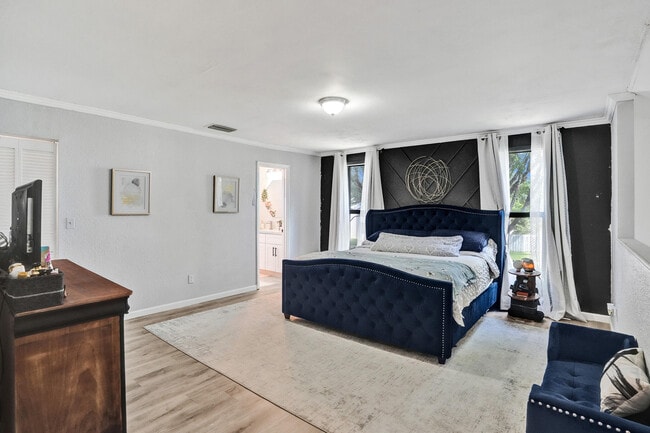 Photo - 7387 NW 34th St