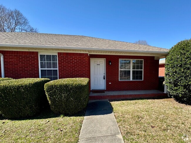 Building Photo - 2 Bedroom Duplex in Toney near East Limest... Rental