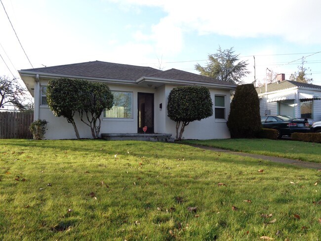 Photo - 2515-MHH2515 Laurel Ave NE