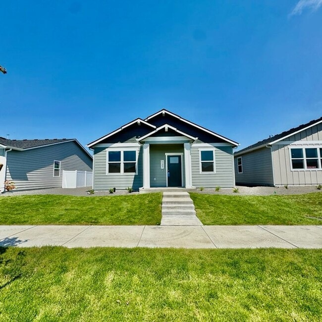 Brand New Built Home move in ready! - Brand New Built Home move in ready!